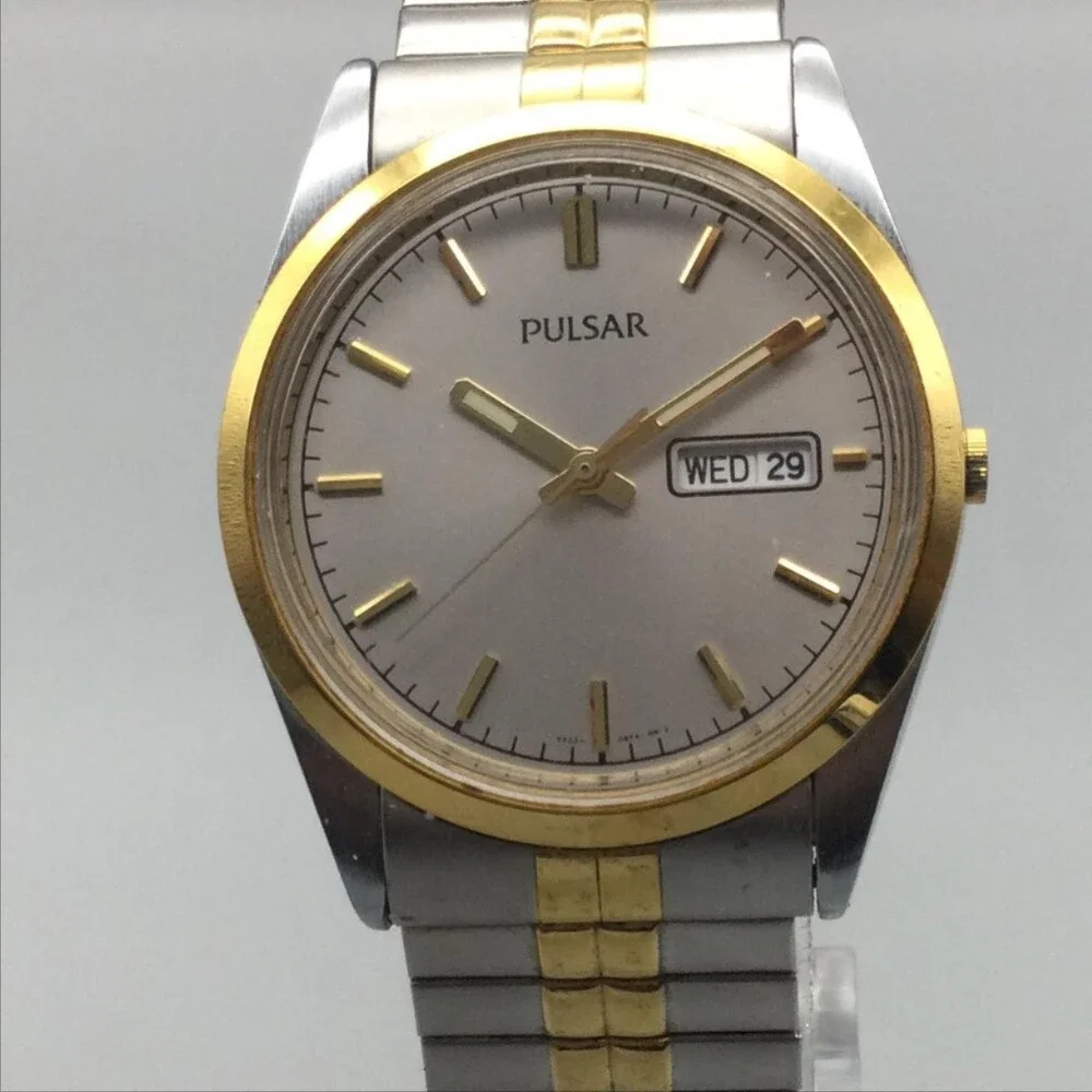 Pulsar Mens Watch 35mm Silver Gold Two Tone VX33-0AB0 Day Date New Battery